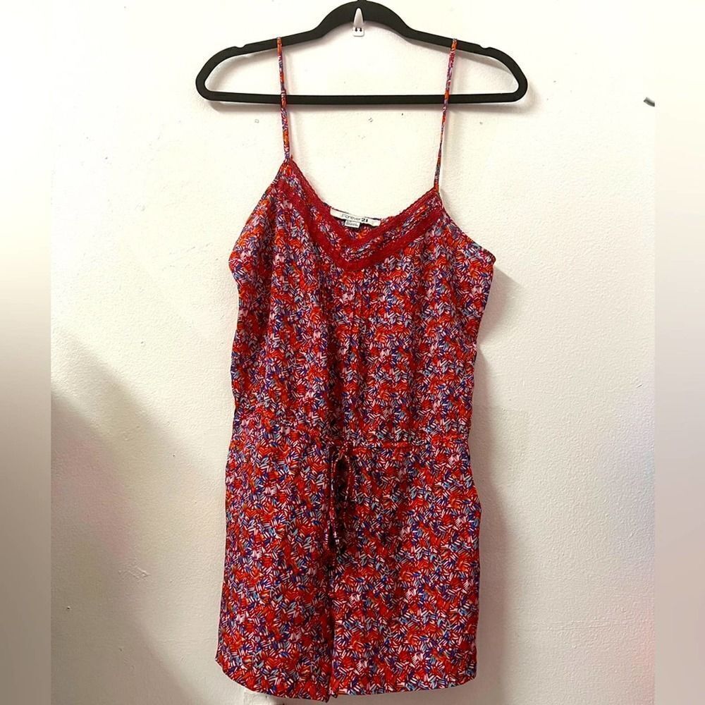 FOREVER 21 Red & Blue Flower Romper size small petite